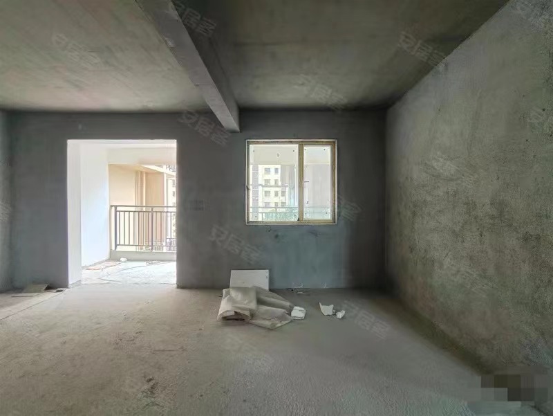 269，降价了，朝阳丽景，边户，单价5200，送大大露台，毛坯三房，南北通透