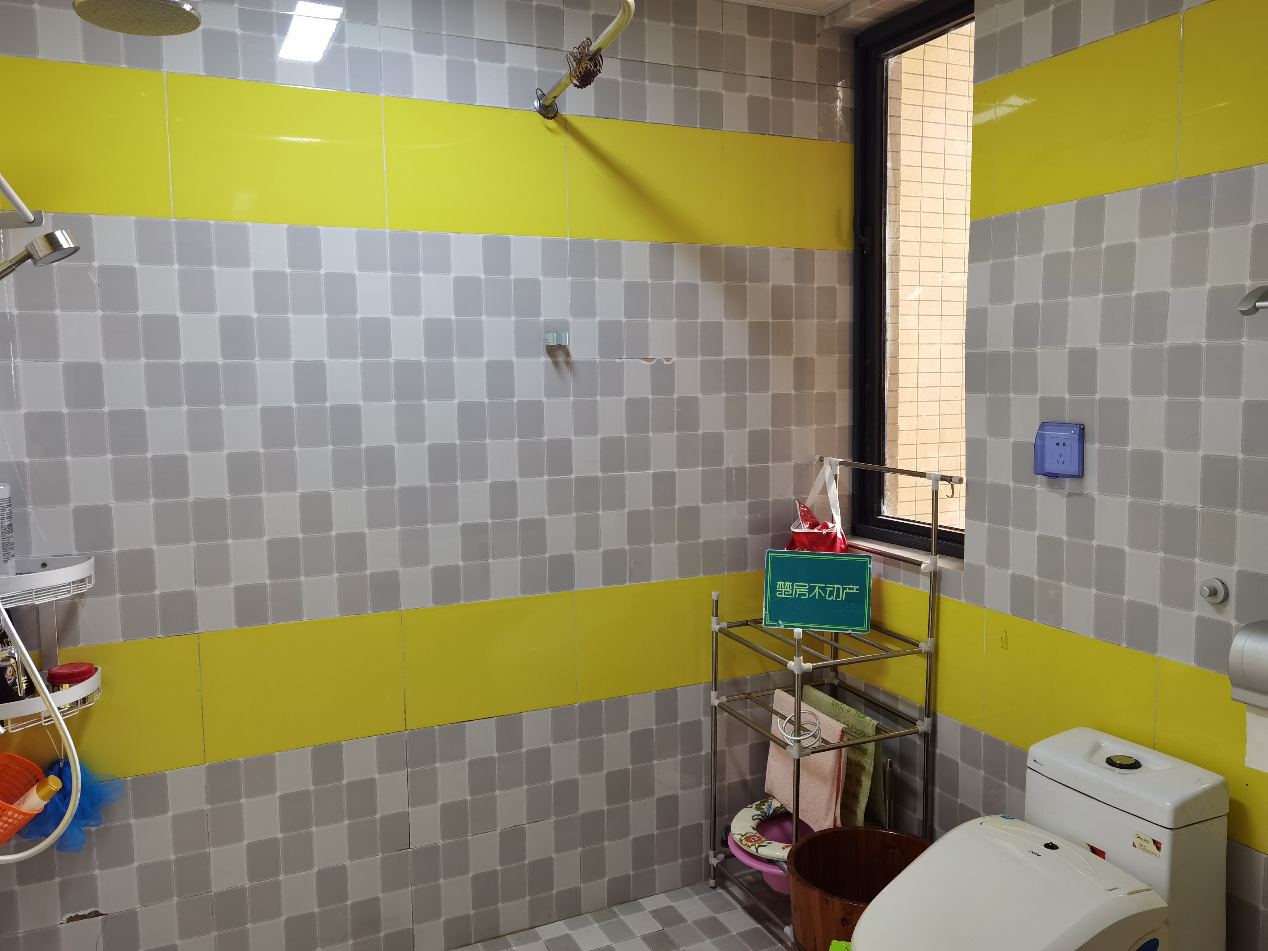 绿地华庭电梯复式 赠送面积多精装大5房诚意出售