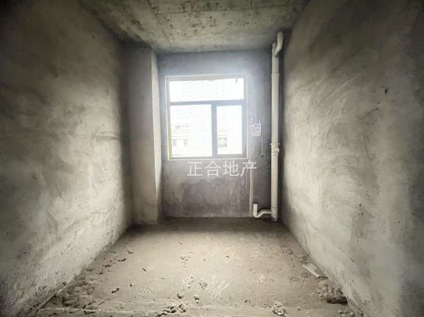 新城壹号五期，洋房复式楼，公摊小，7米大阳台买120平到手200平还送露台，