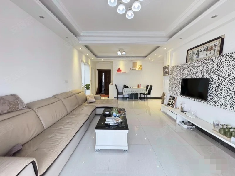 急售，阳光田园国际，精装三房，中间好楼层13楼，南北通透