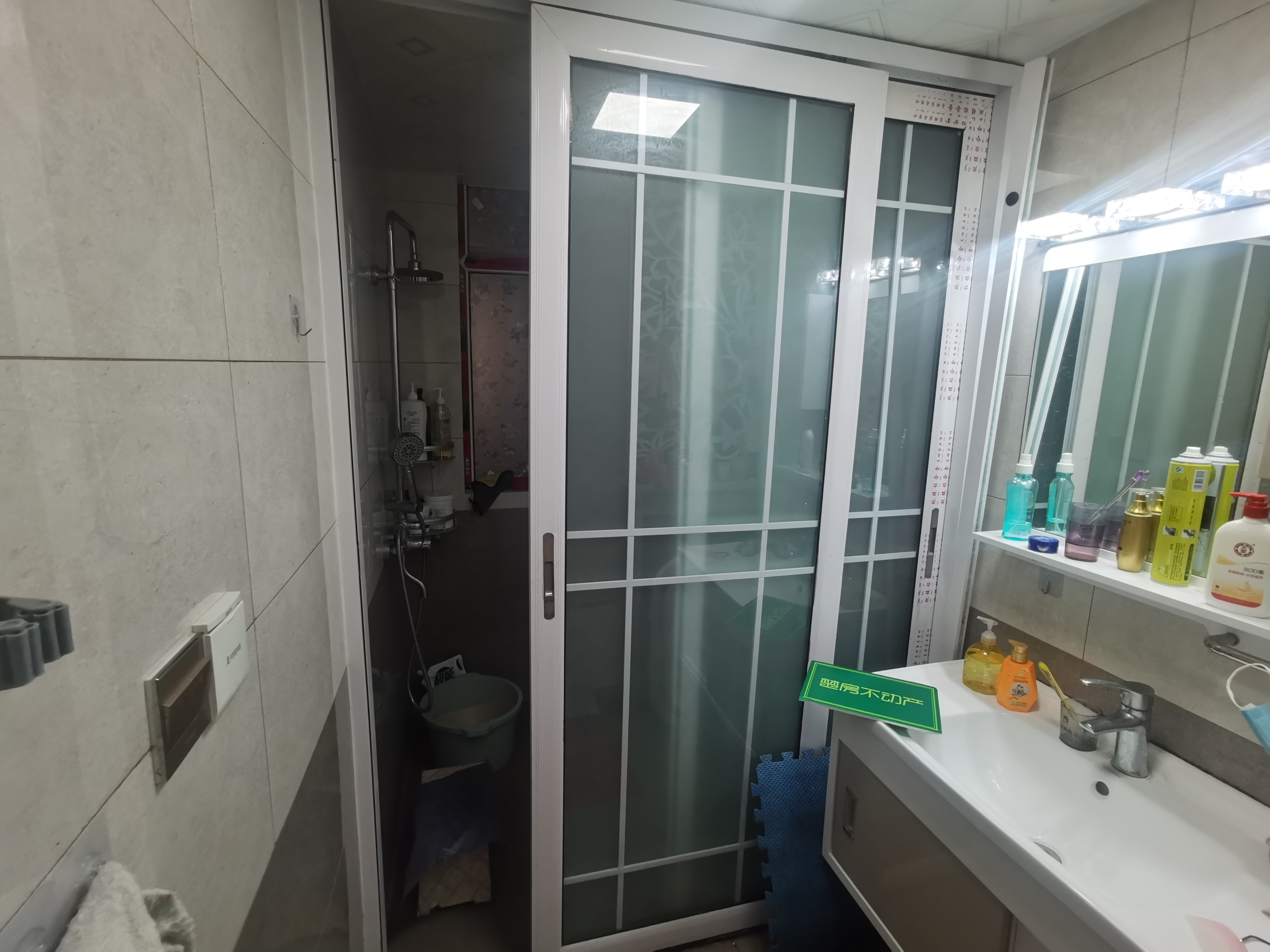 沔阳公馆经典小三房房东亏的西统龙湖看房方便