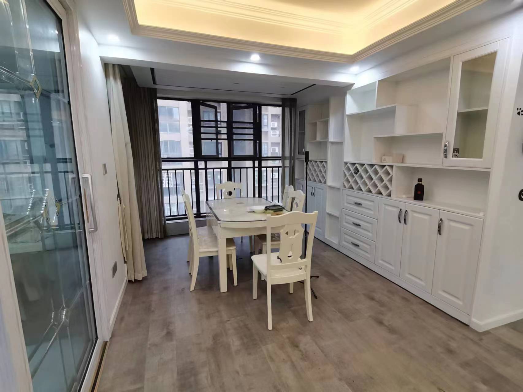 沔阳公馆精装复式楼买一送一.证件满二.看房方便出行方便业主诚意卖