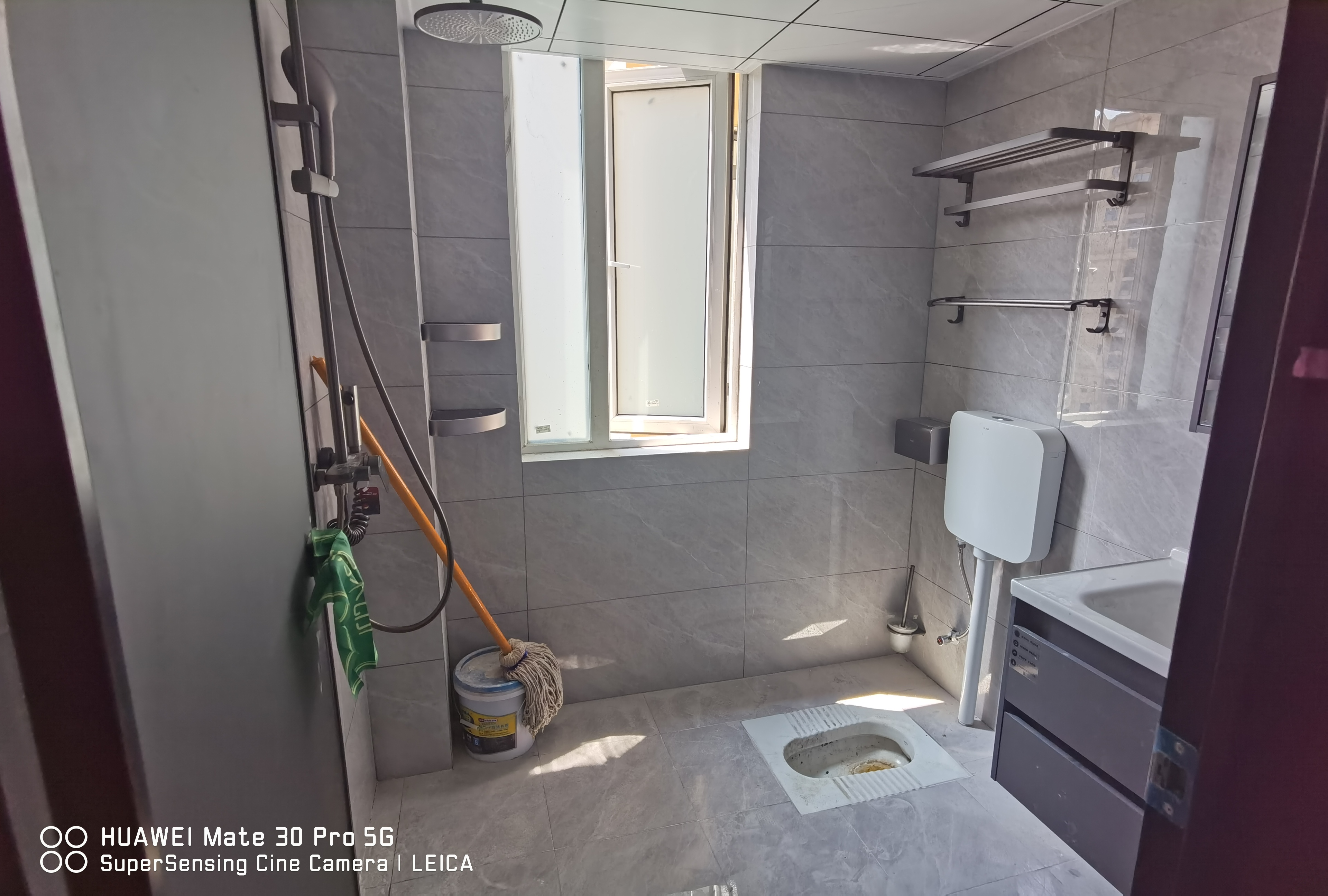 森林国际精装两房看房方便房东诚意出售