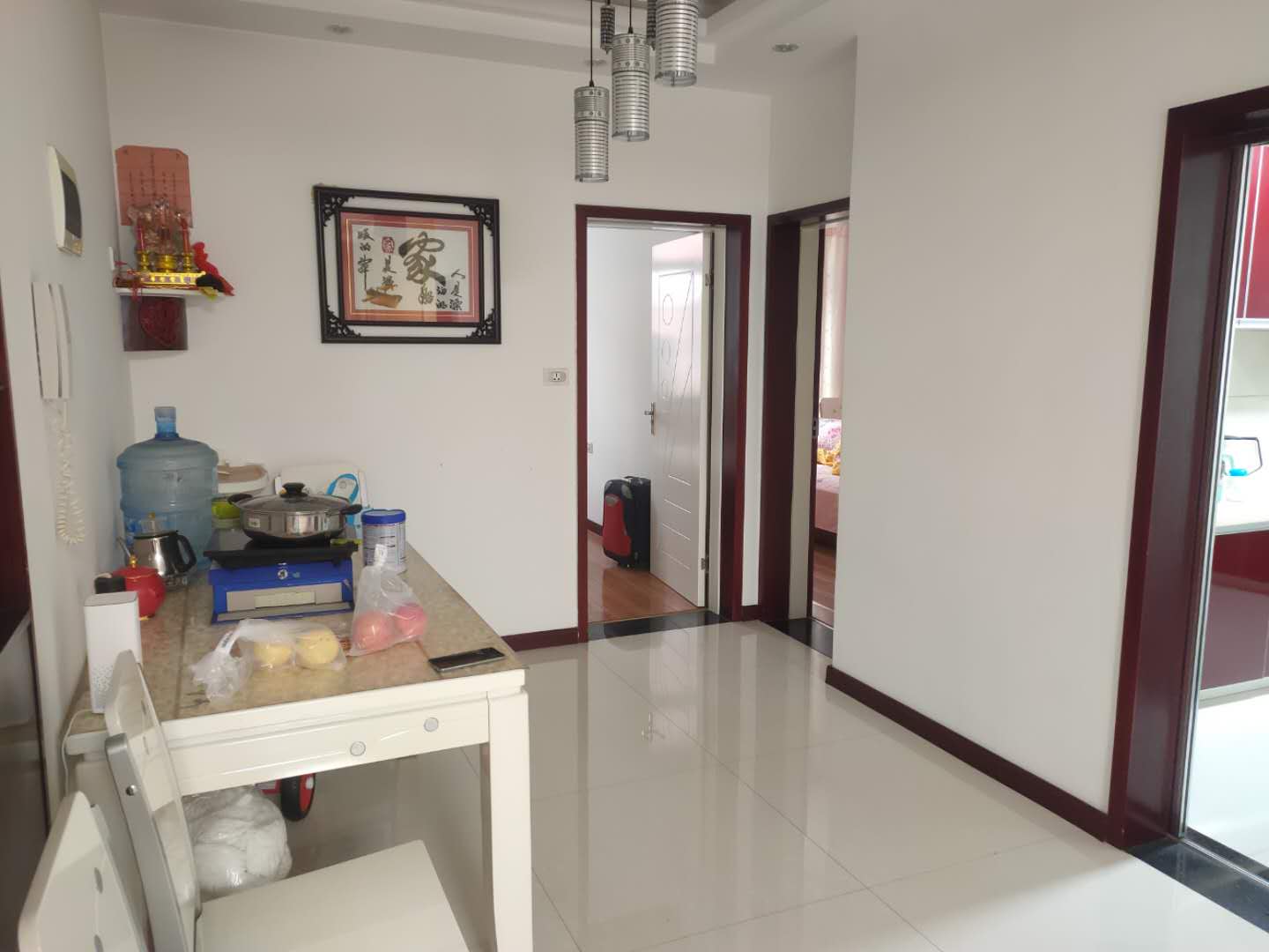 车站旁边世北春花园精装三房全新家电中间楼层业主诚意出