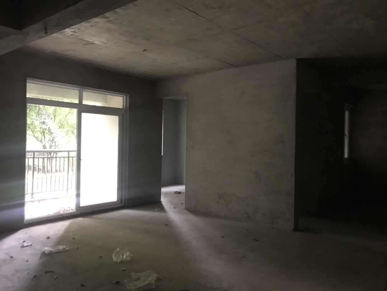 天然氧吧 锦绣江山大三房 证满二 看房方便过户费低有钥匙