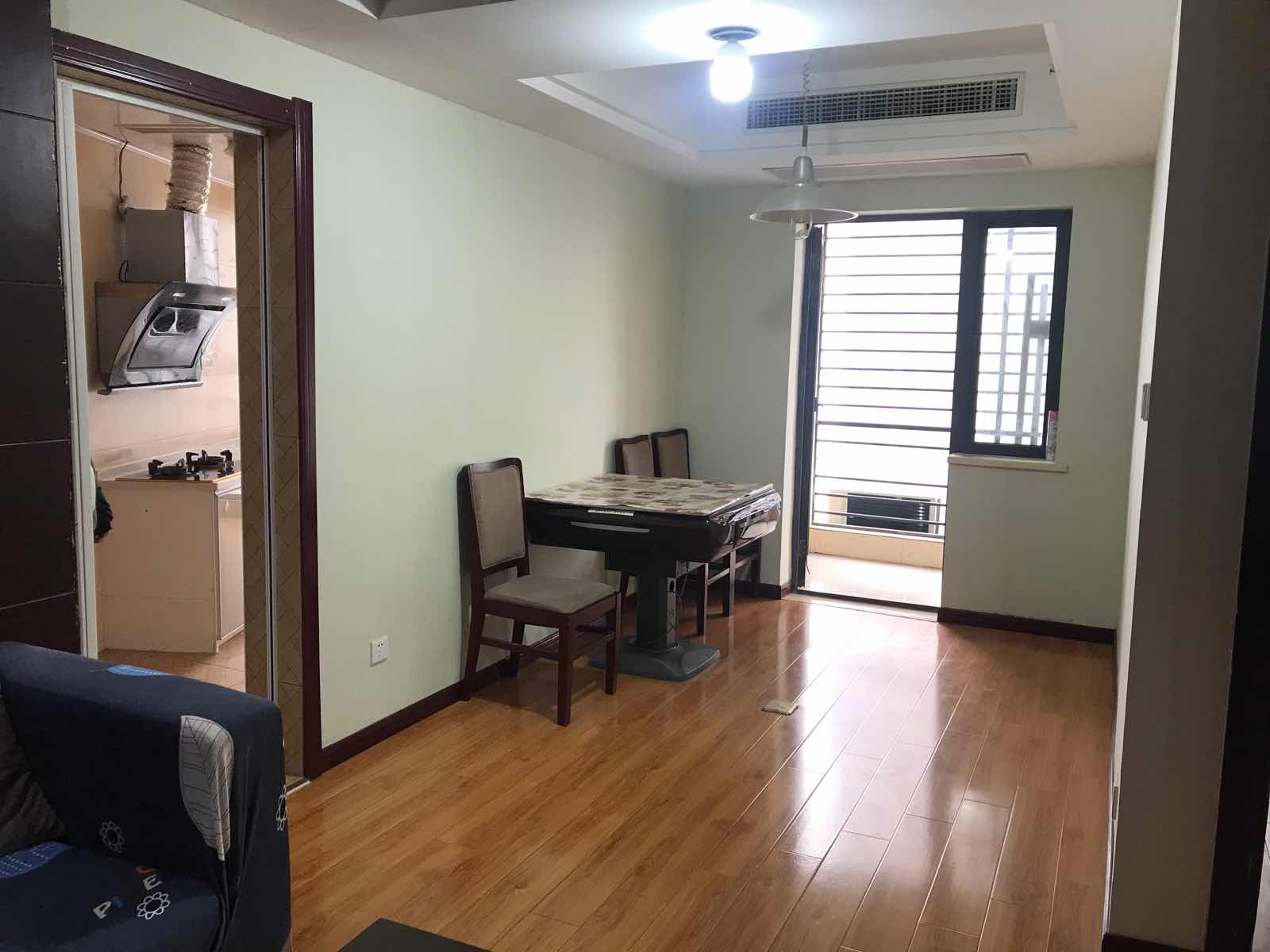 凯宾斯国际大酒店精装2房诚心出售