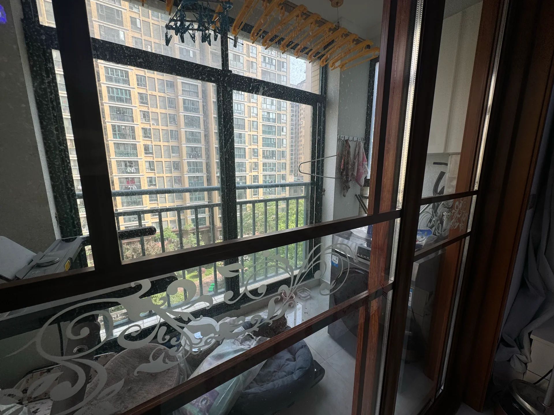 新城壹号，东边户，精装三房，成色新，证满二。好楼层