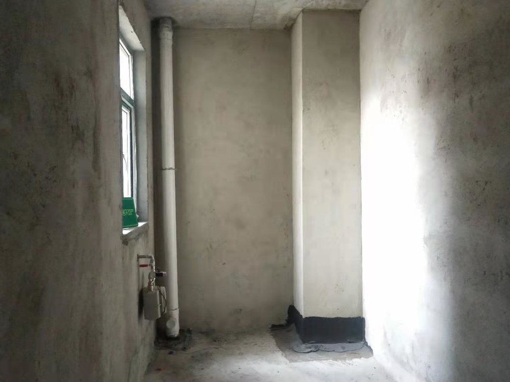 和合国际四期毛坯大三房南北通透好楼层看房方便诚意卖