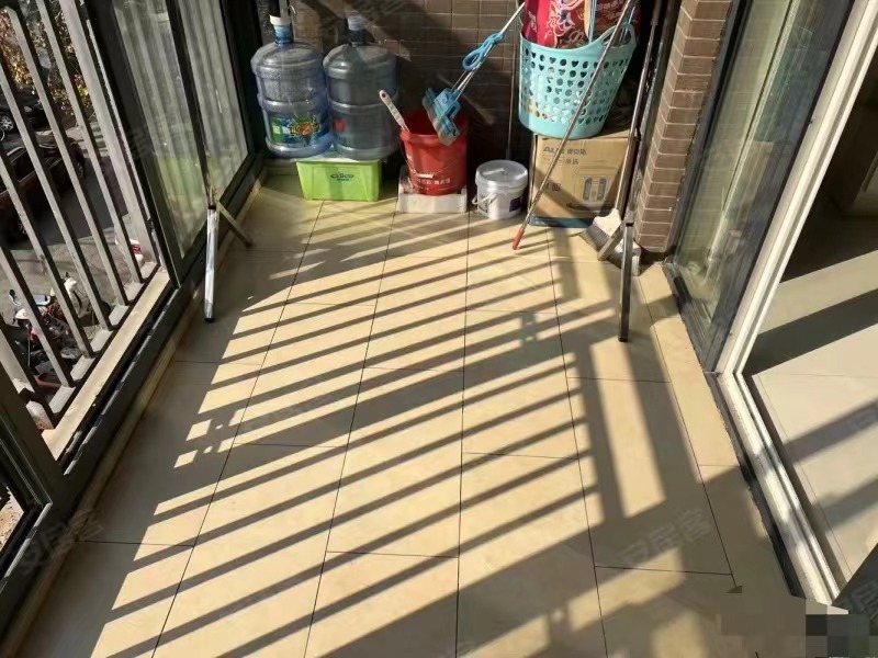 286，世纪雅园，精装2房，保养好，成色新，采光视野好，拎包即住！