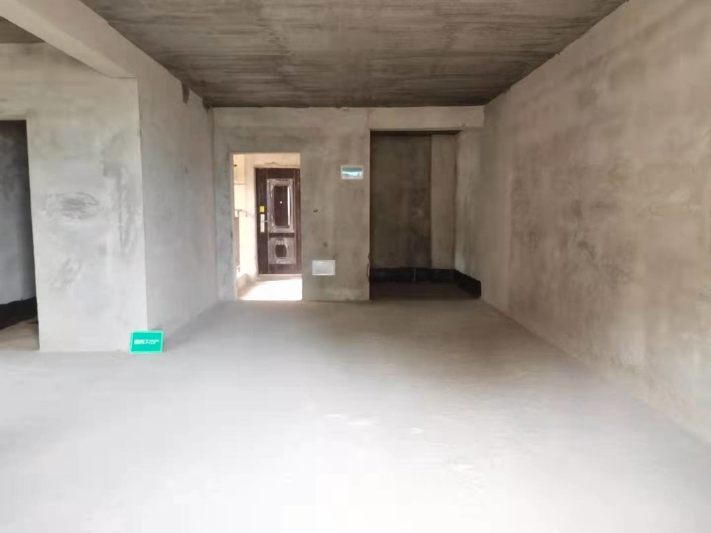 沔阳清华园电梯小高层毛坯三房户型方正看房方便