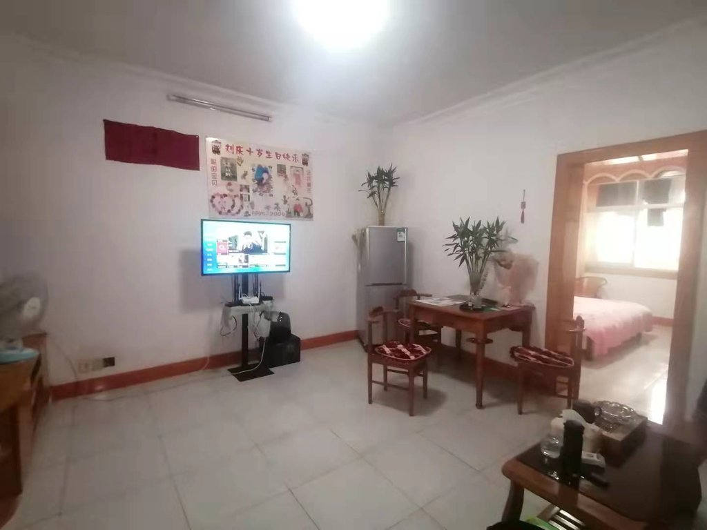 花园酒店 仙运集团 宏运名居旁 步梯2楼 精装修 可贷款 满5