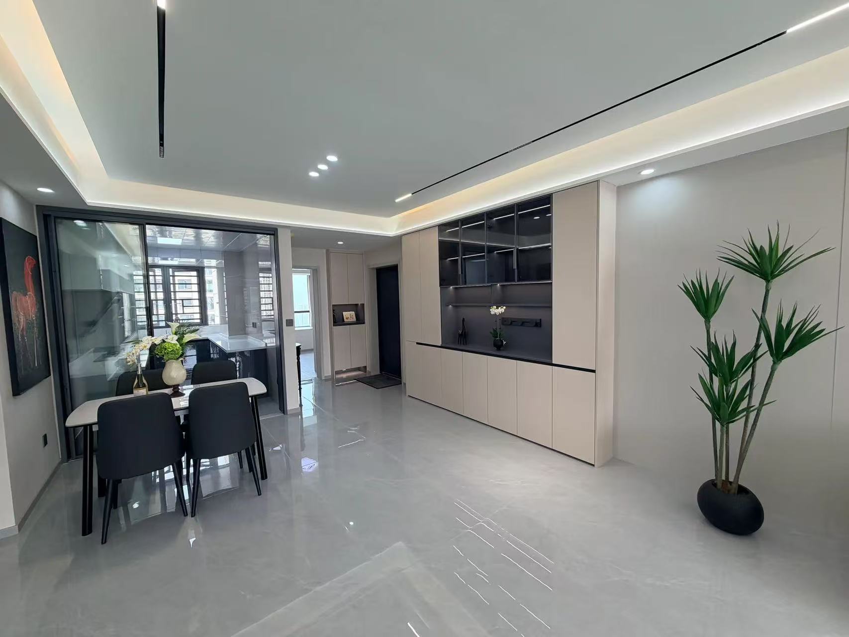 城南，御湖世家，湖景房，电梯好楼层，单价5600多，送车位证满二