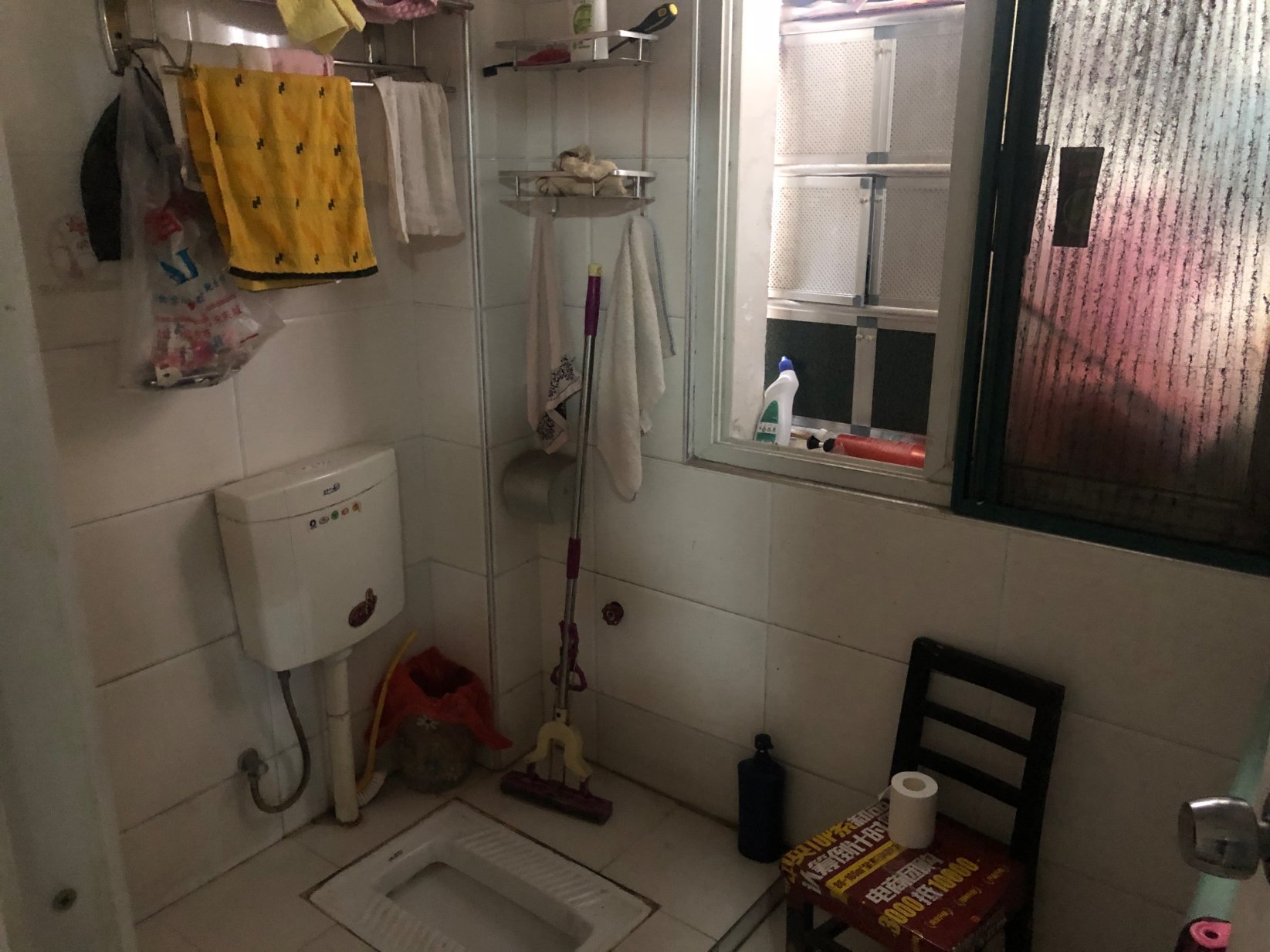 沔阳 后面步梯3楼中等装修小区有院子不动产