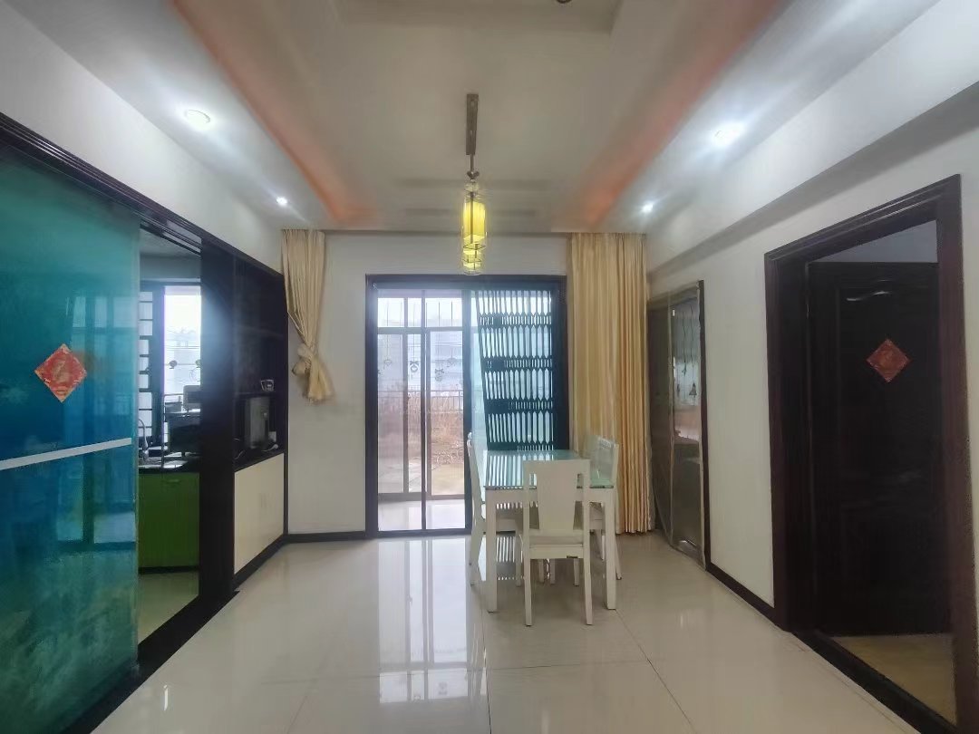 德政金园香榭里北.精装三房带露台.证件满二.看房有钥匙