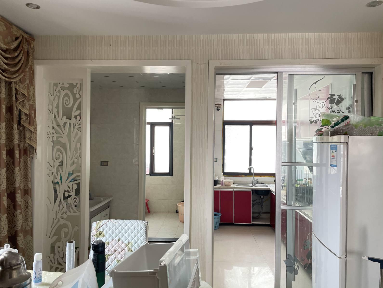 江汉名居 花园洋房装修三房 拎包入住