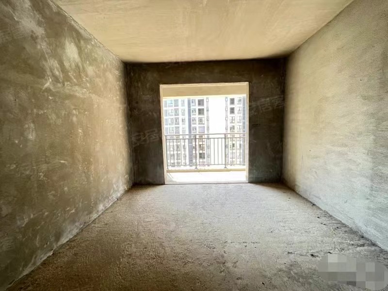 捡漏捡漏！！！风和日丽，新三中旁，二房，送车位，契税满二，25楼好楼层