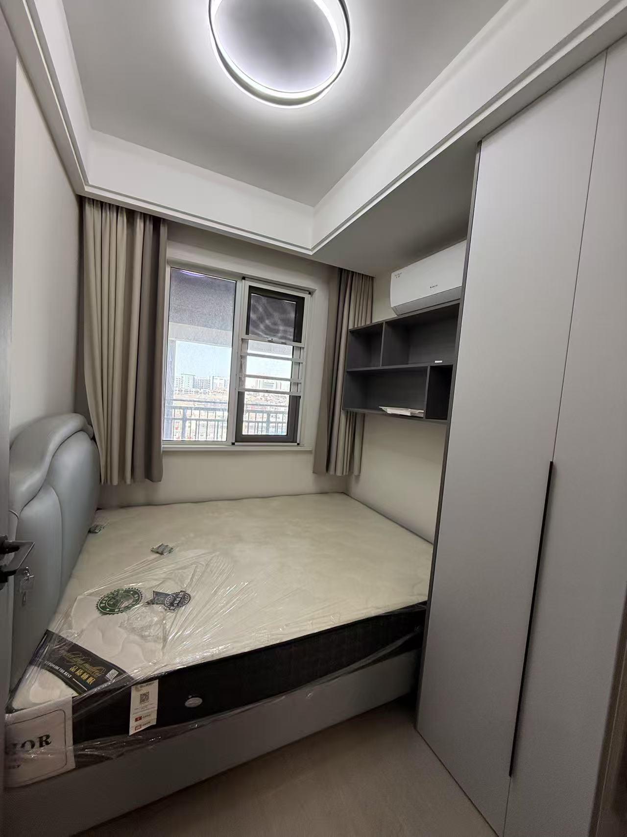 森林国际城北苑3室2厅2卫全新精装修拎包即住，是居家的不二之选！