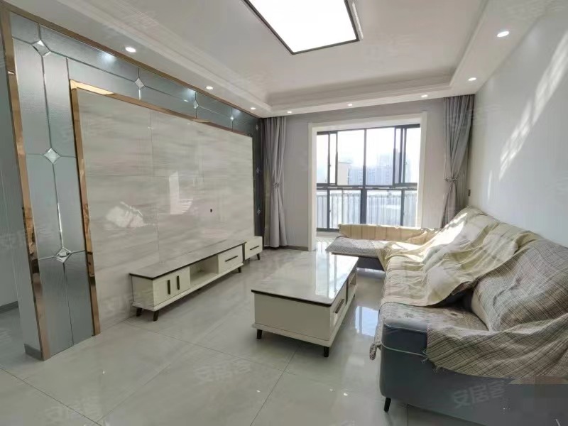 250，降价了，二中旁 ，森林国际城 精装三房 ，9.9成新， 视野采光好，证满二 电梯好楼层