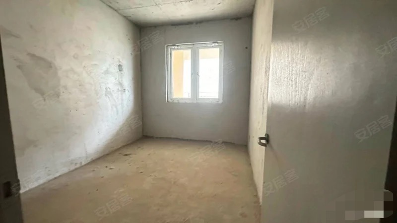 急售，城南，南国明珠，大三房，电梯好楼层，证满二，诚心出售