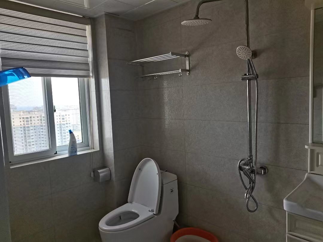 福星城.精装三房.证件满二.看房方便