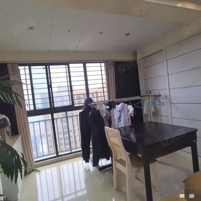 93，大捡漏‼️一中正对面，翰林公馆，精装三房，凤凰层，单价4700送车位