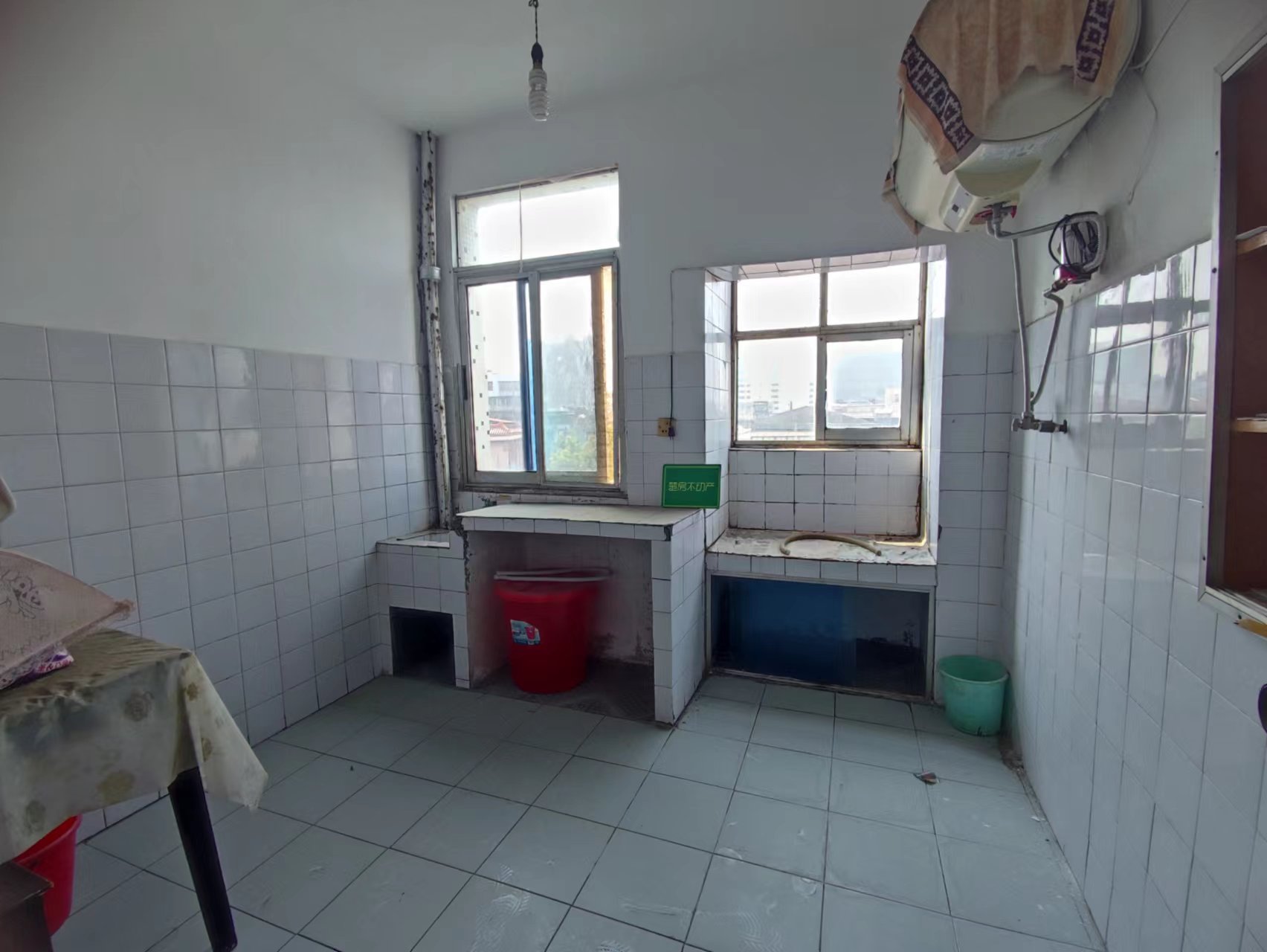 石油公司宿舍步梯6楼旁边菜场实验晓学采光好