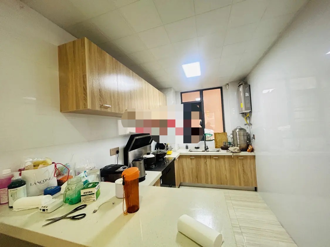 捡漏，单价4500，仙桃xiao学对面，精装3房，全屋中央空调，成色新，拎包即住