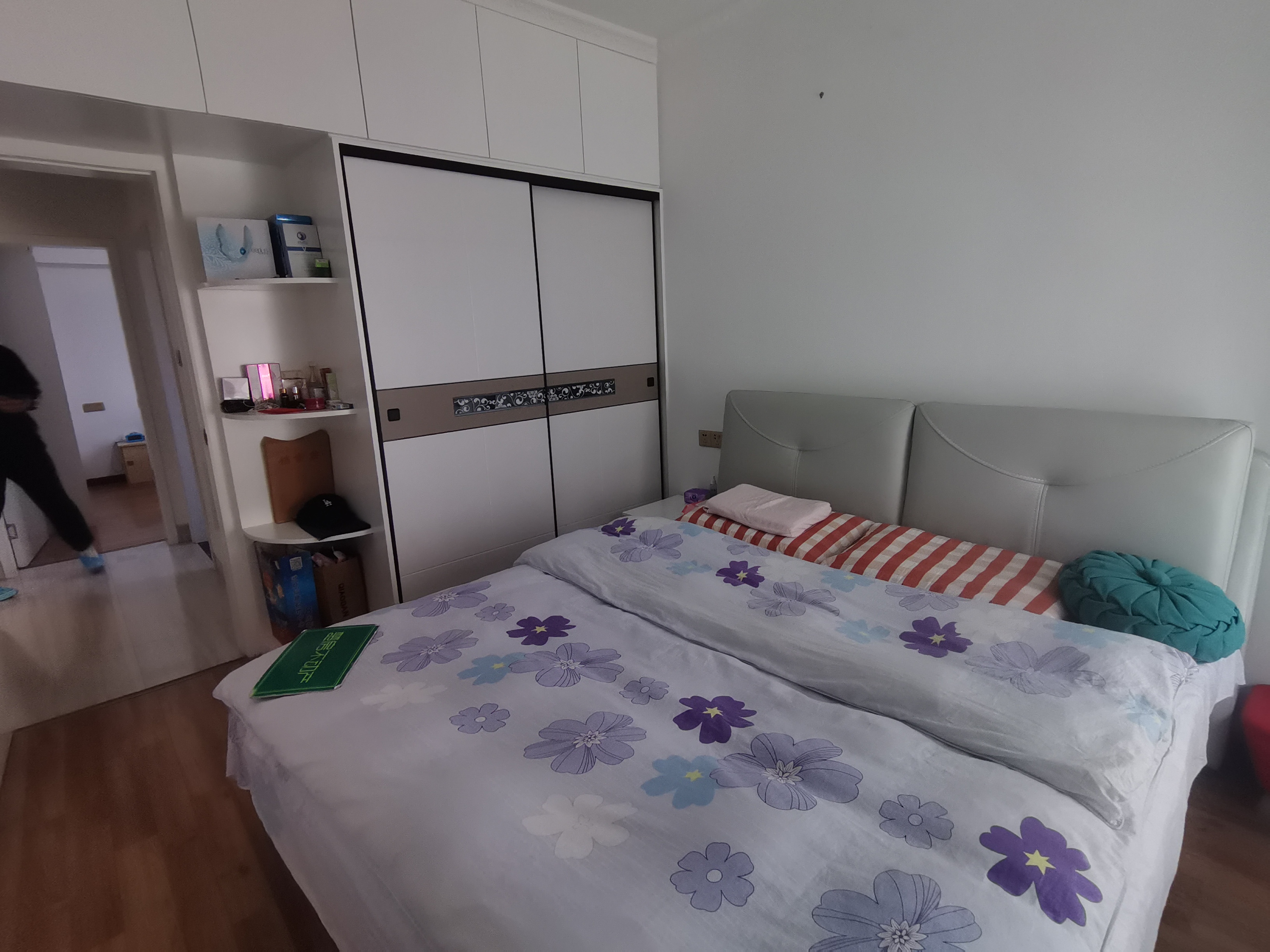 森林国际精装两房户型方正房东诚意出售