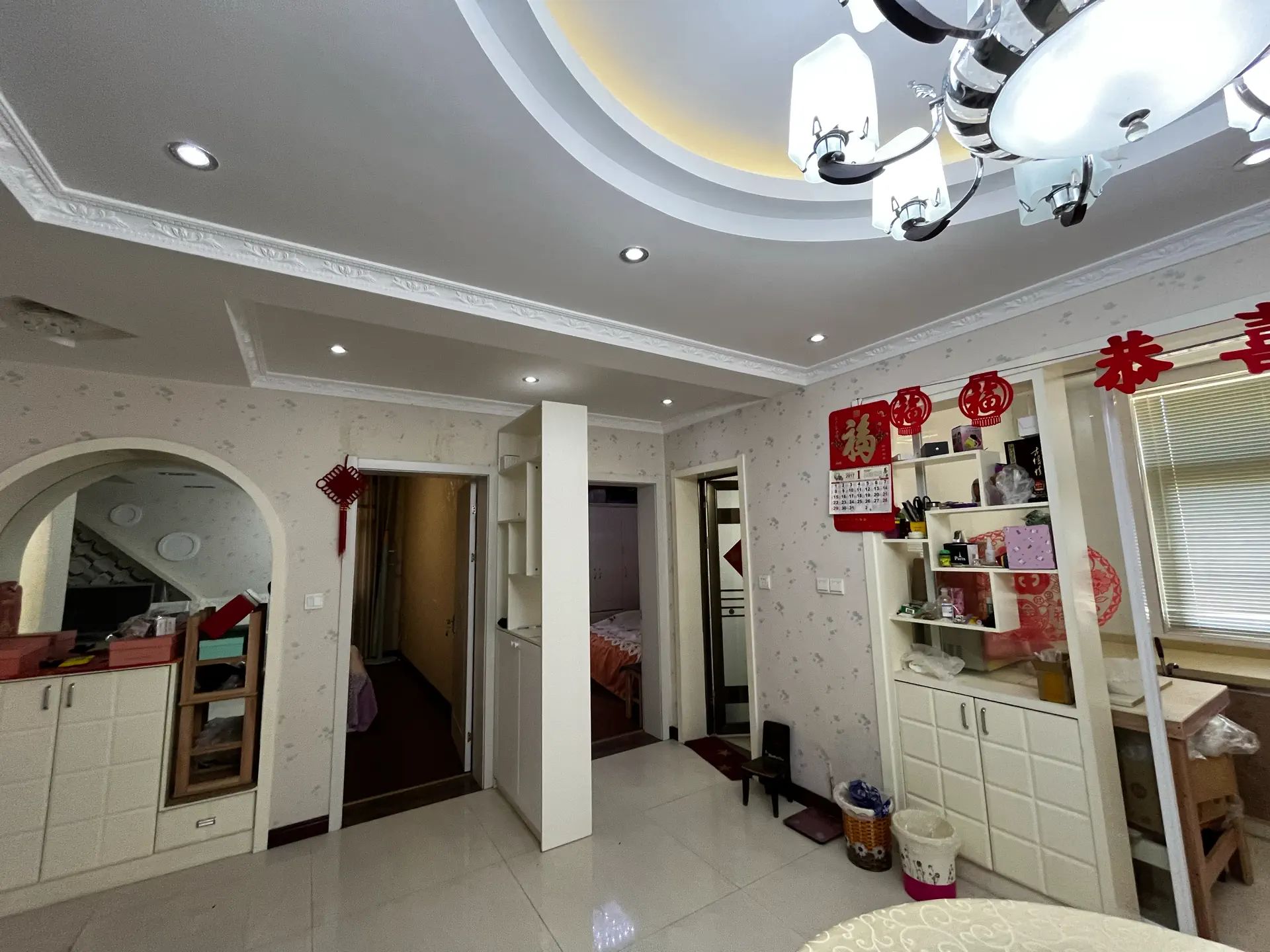 黄荆雅园3楼的电梯房 2室2厅1卫 精装修 优价出售！