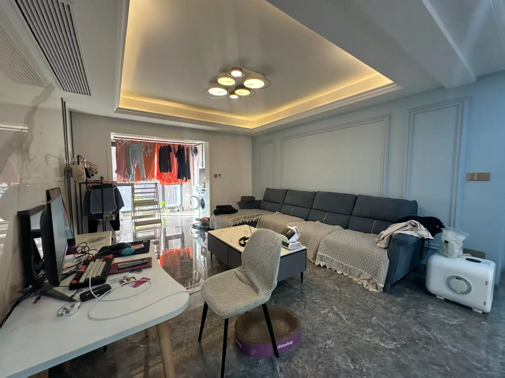 满庭春供暖房，边户，单价4300，​保养成色新，拎包入住，电梯6楼