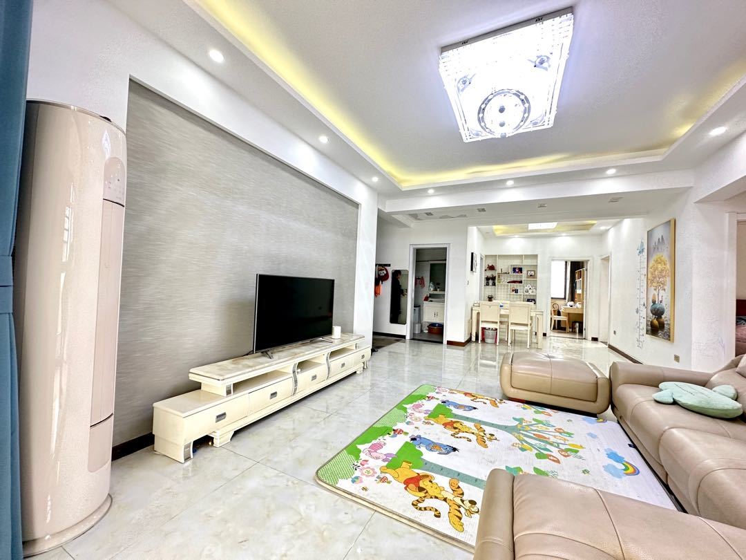 捡漏，御台公馆，精装四房，好楼层，成色新，证满二