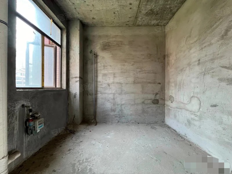 ？城南，新城壹号五期，单价5300，电梯洋房，南边一排，好楼层证满二