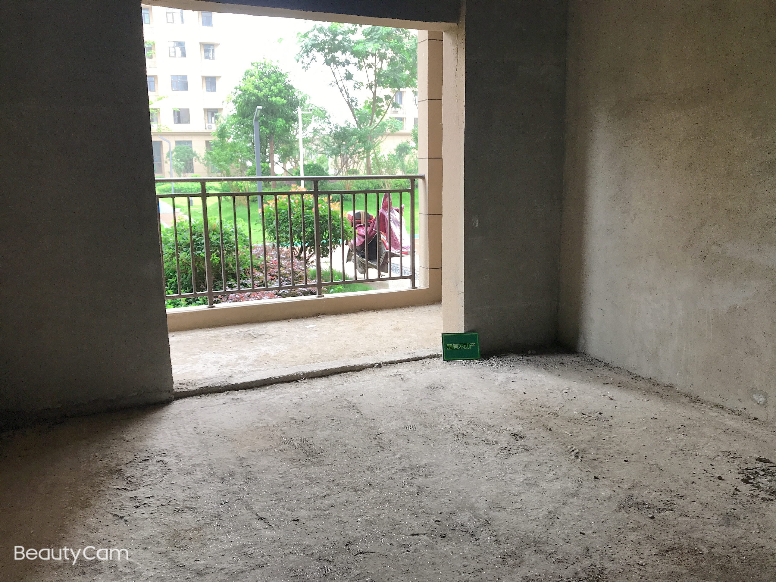 沔阳清华园复式一二楼小区环境好二中门口看房方便可做6房4厅4卫