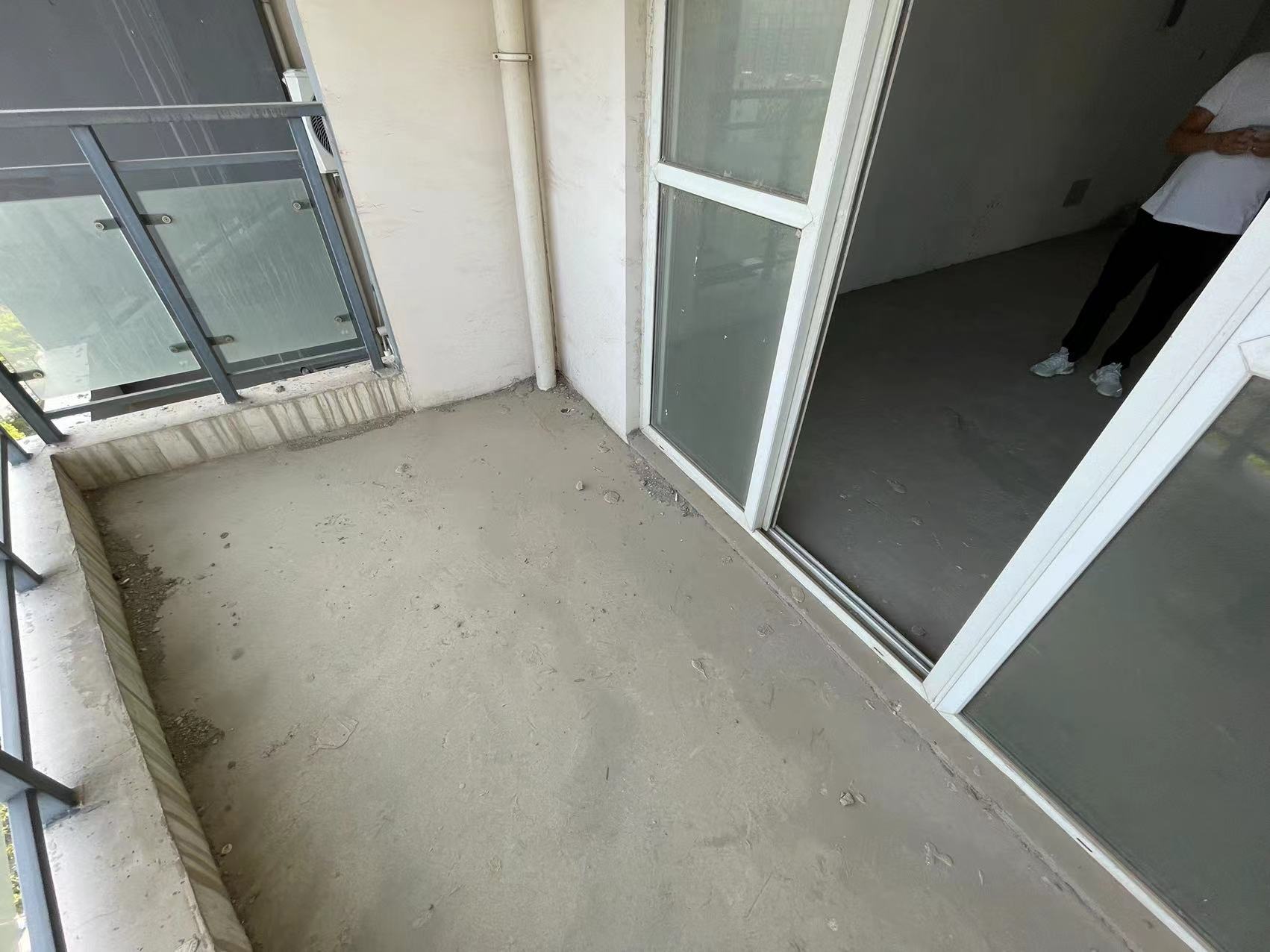 福星城户型通透大阳台毛坯大四房视野好老证