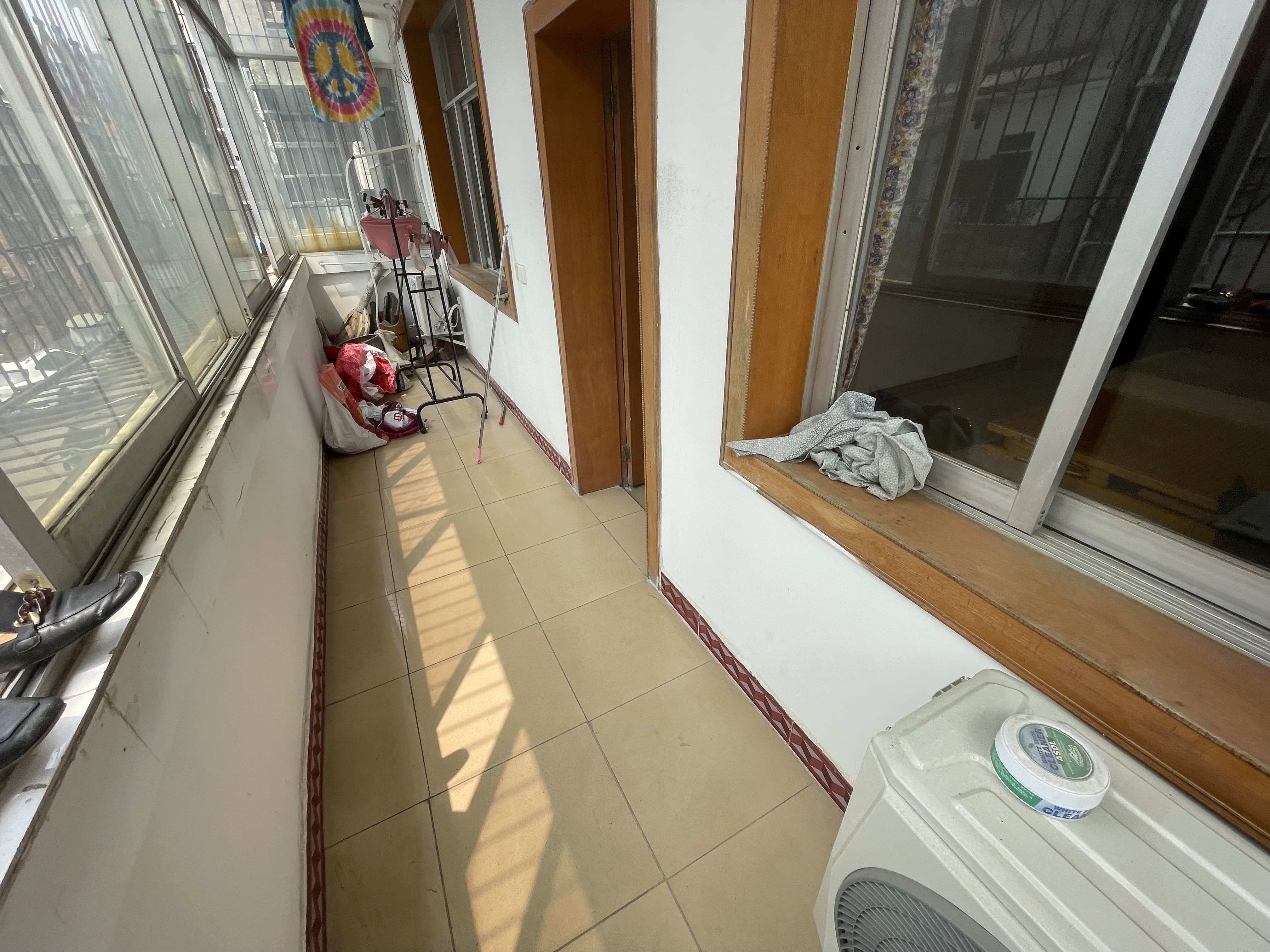 老民政局宿舍老三中巷子三房朝南多大阳台采光好