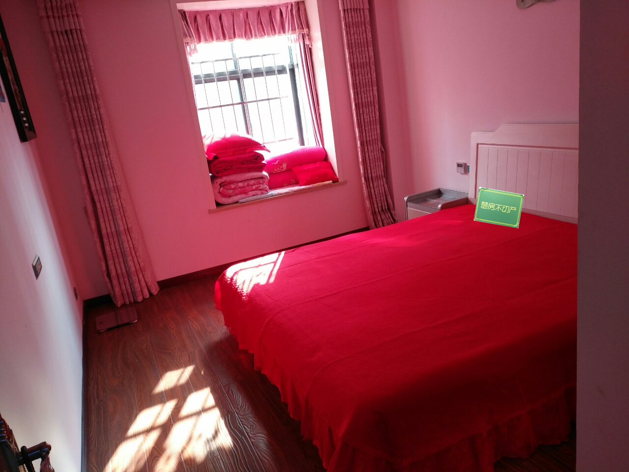 江汉星城步梯中间楼层三房城南好地段带装修家电