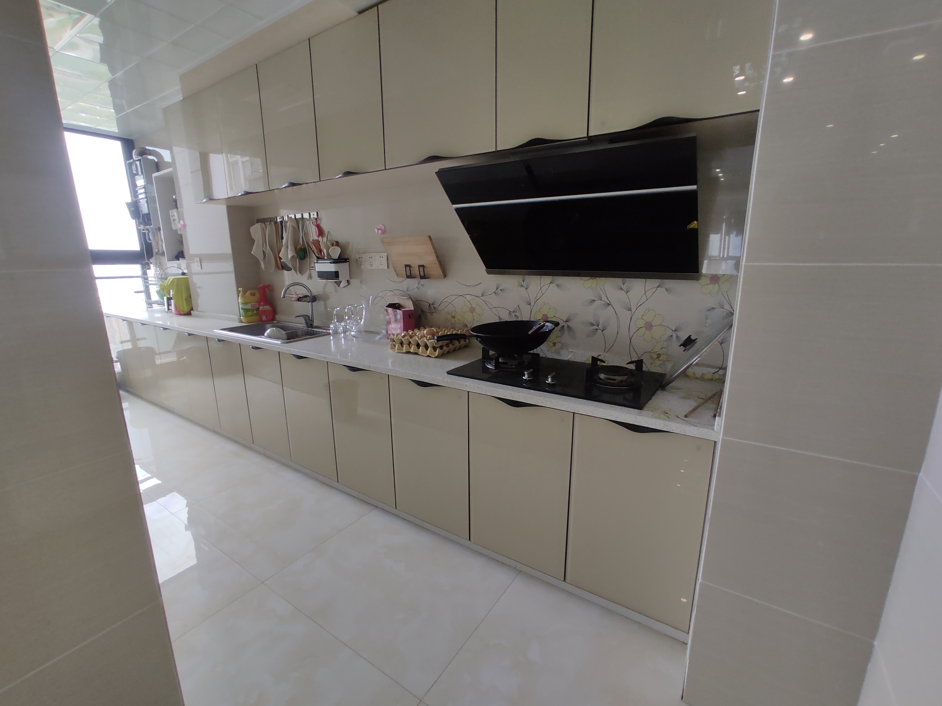 福星城精装三房家电齐全证件满二看房方便诚意出售