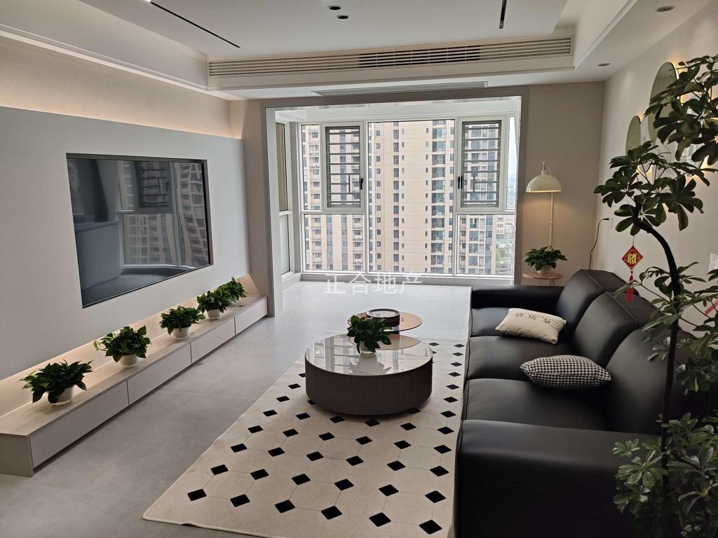 满庭春7期，全新装修，精装三房两卫，电梯好楼层，证满二，仙桃xiao学和三中