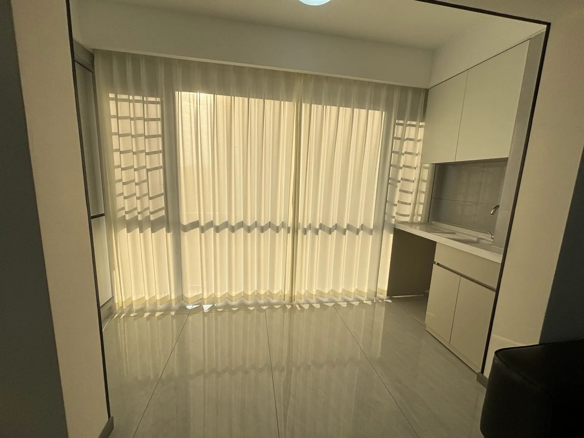 城南，沔街旁，御湖世家，单价5字头，证满二年，送地下车位，业主诚心出售