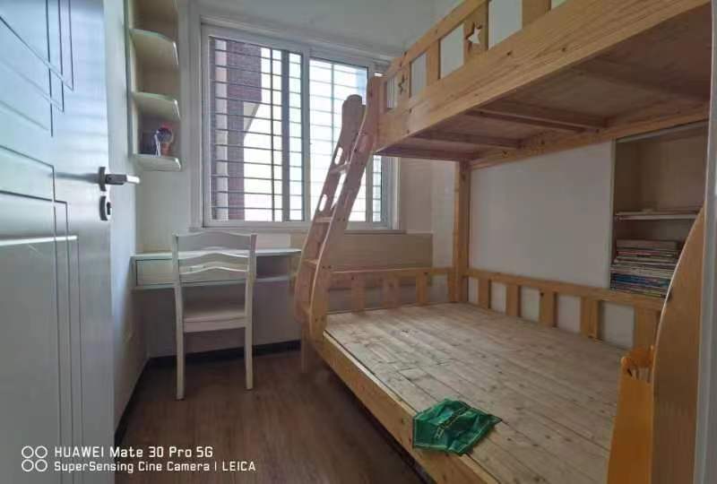 漫城林语精装三房上学方便！