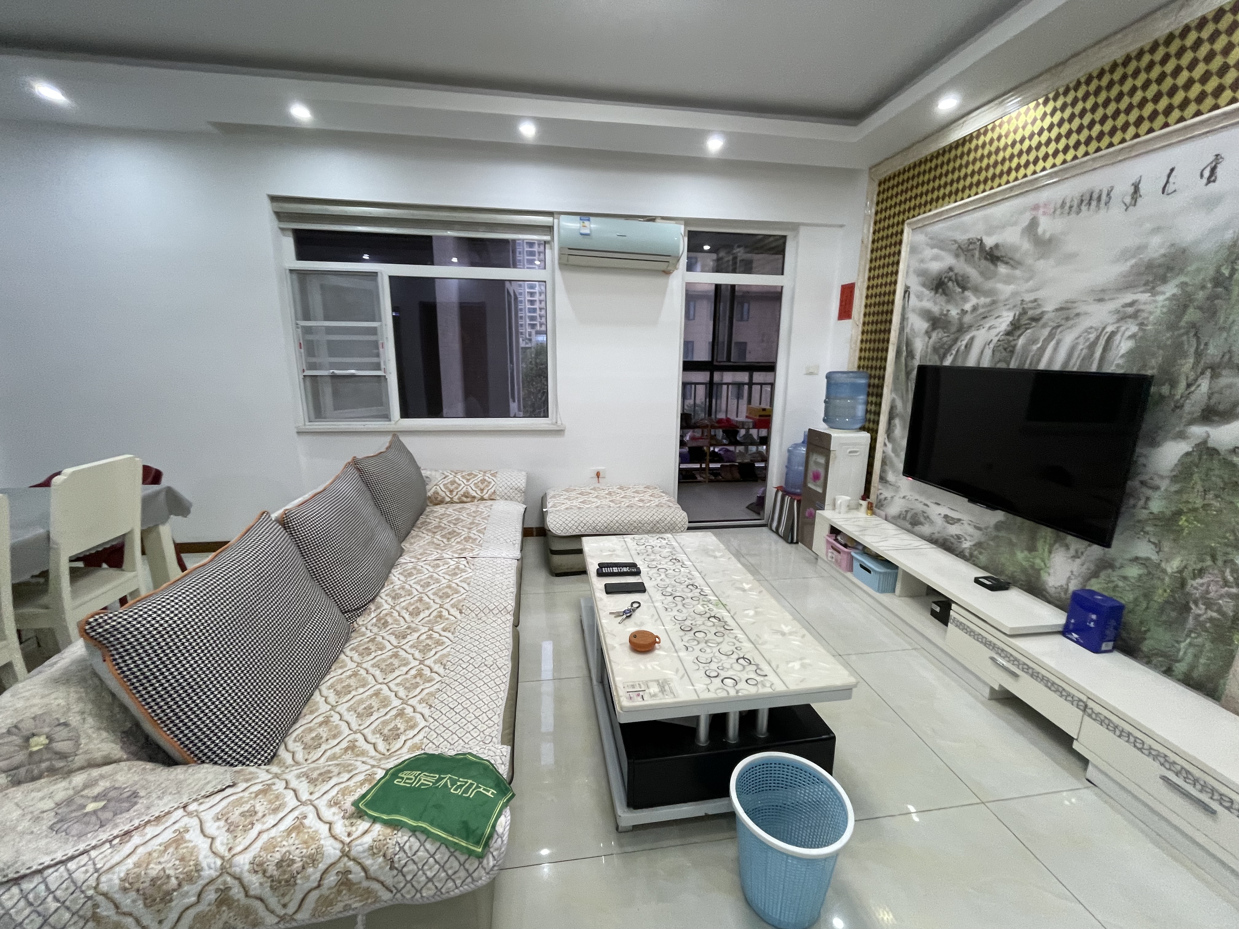 森林国际. 精装三房 .双卫生间.拎包入住.看房方便.小区环境好