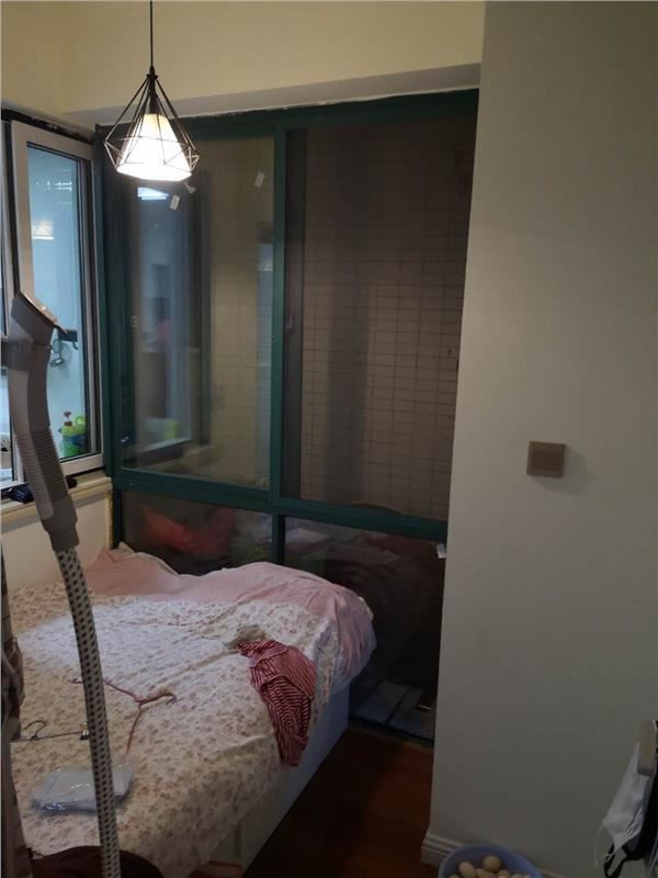 一中对面漫城林语二房，陪读的好房子，房东诚心出售