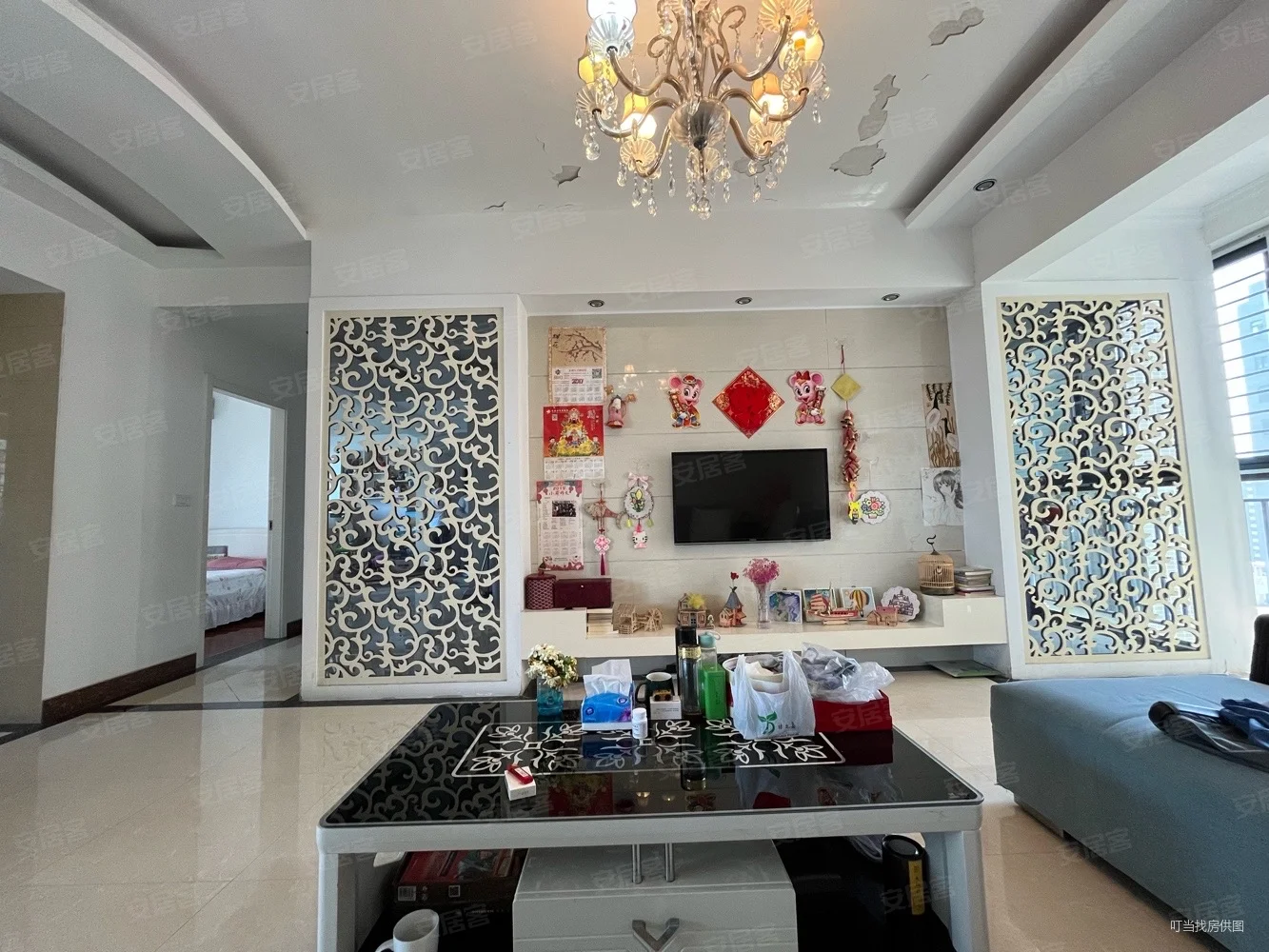 世纪雅园3室2厅2卫电梯中间楼层精装修58万优价出售！