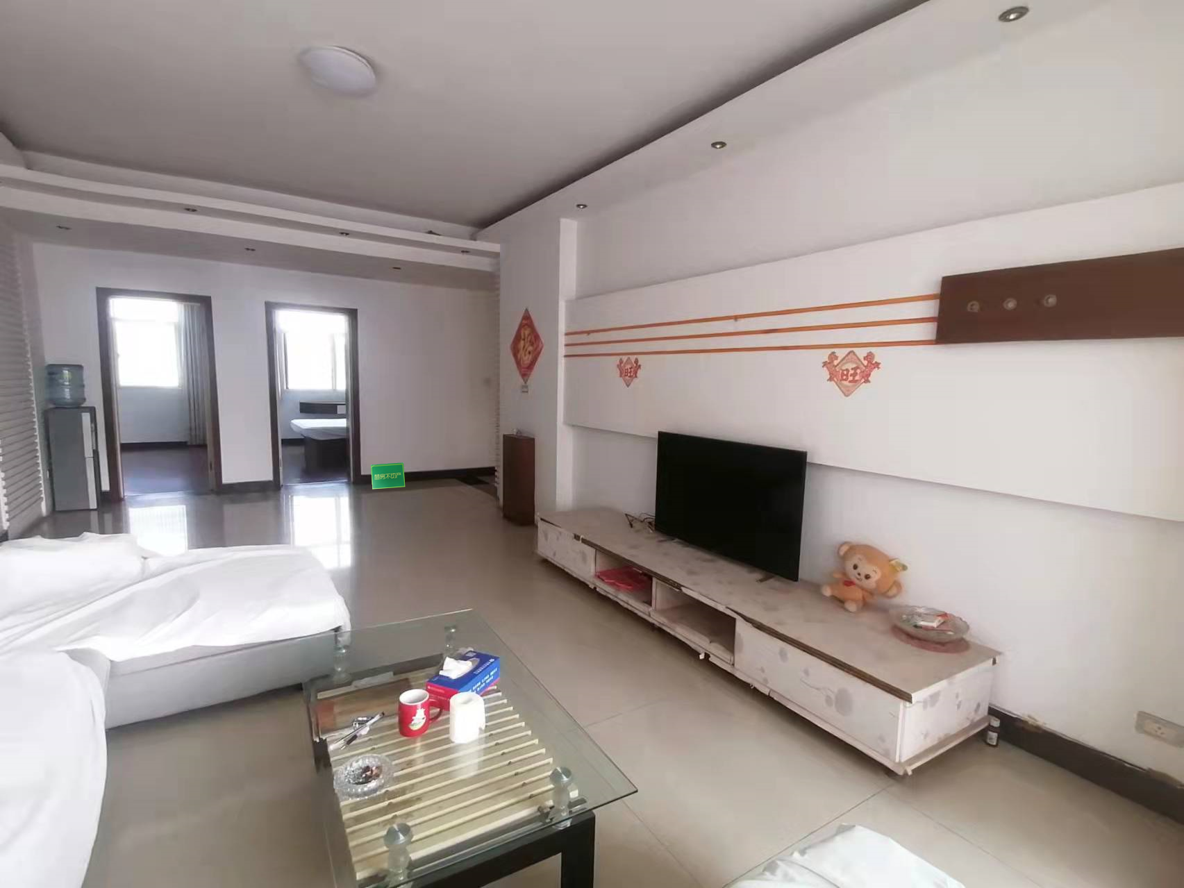 车站对面宏达小区精装修南北通透手付5万采光超好