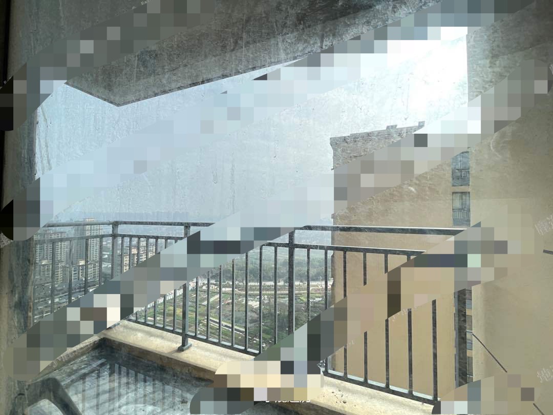 捡漏，城南，森林国际，毛坯三房，单价4650，证满二，诚心出售