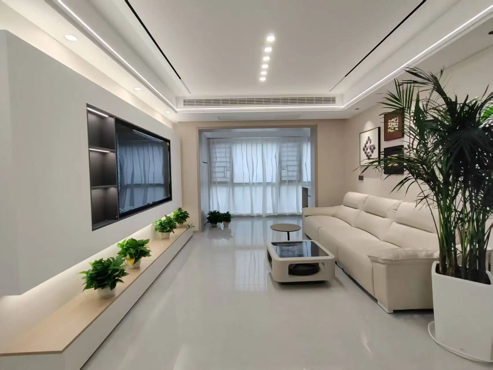 诚心出售，城南，御湖世家，单价5500 ，精装三房，证满二