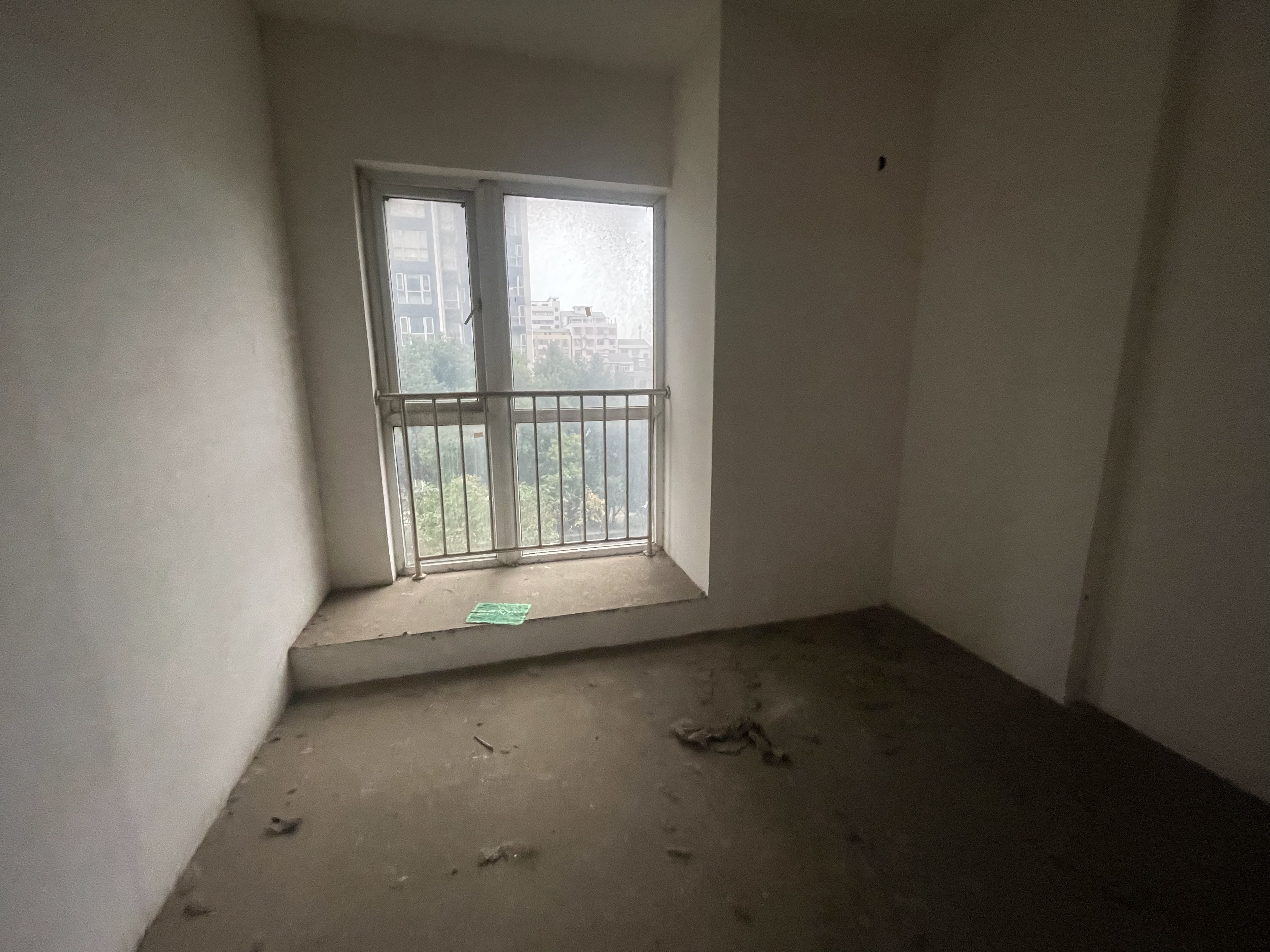 福星城.大户型.毛坯.看房方便.周边配套成熟