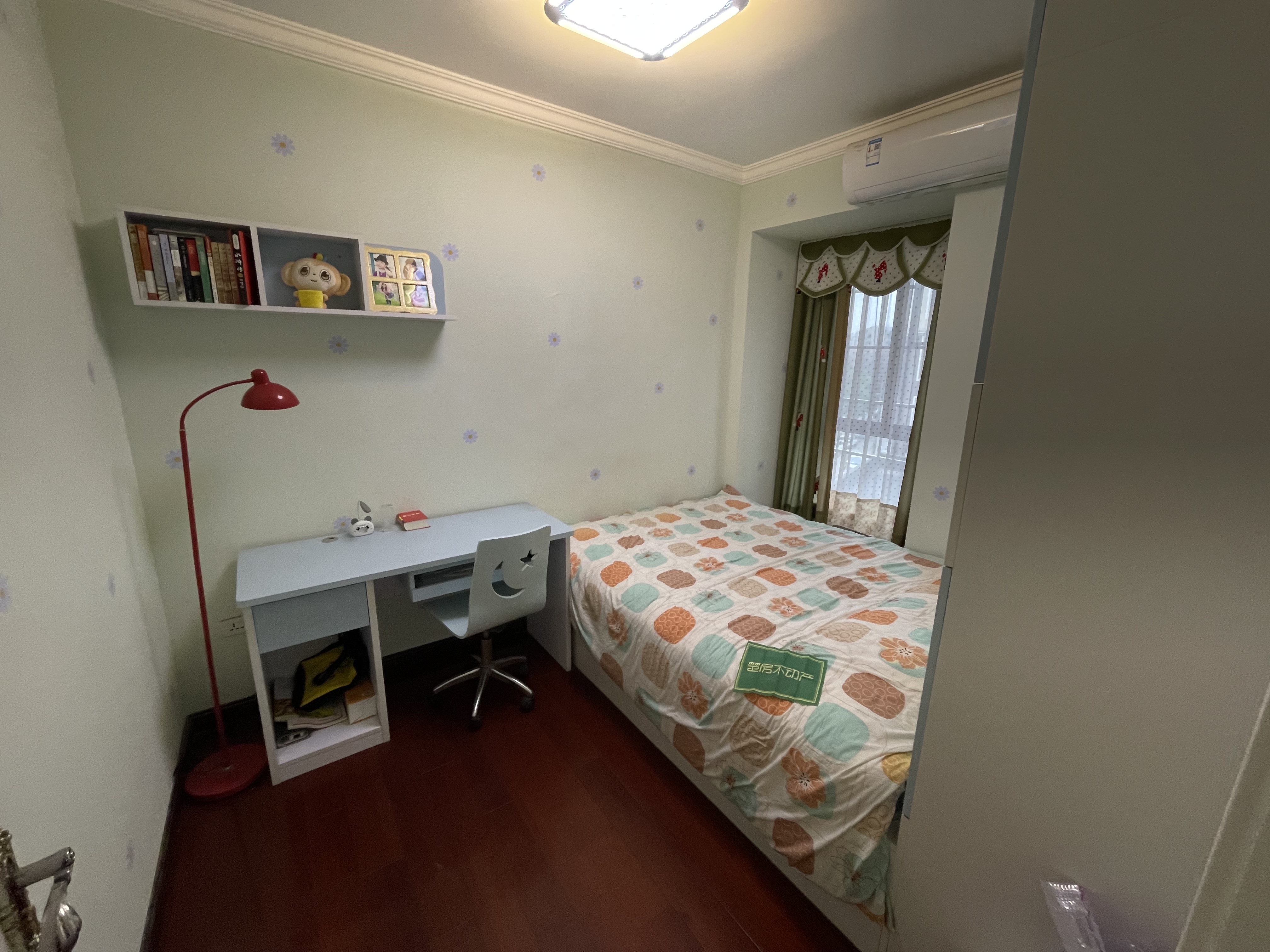 金诚花园城南金诚花园精装三房毛坯价出售看房方便