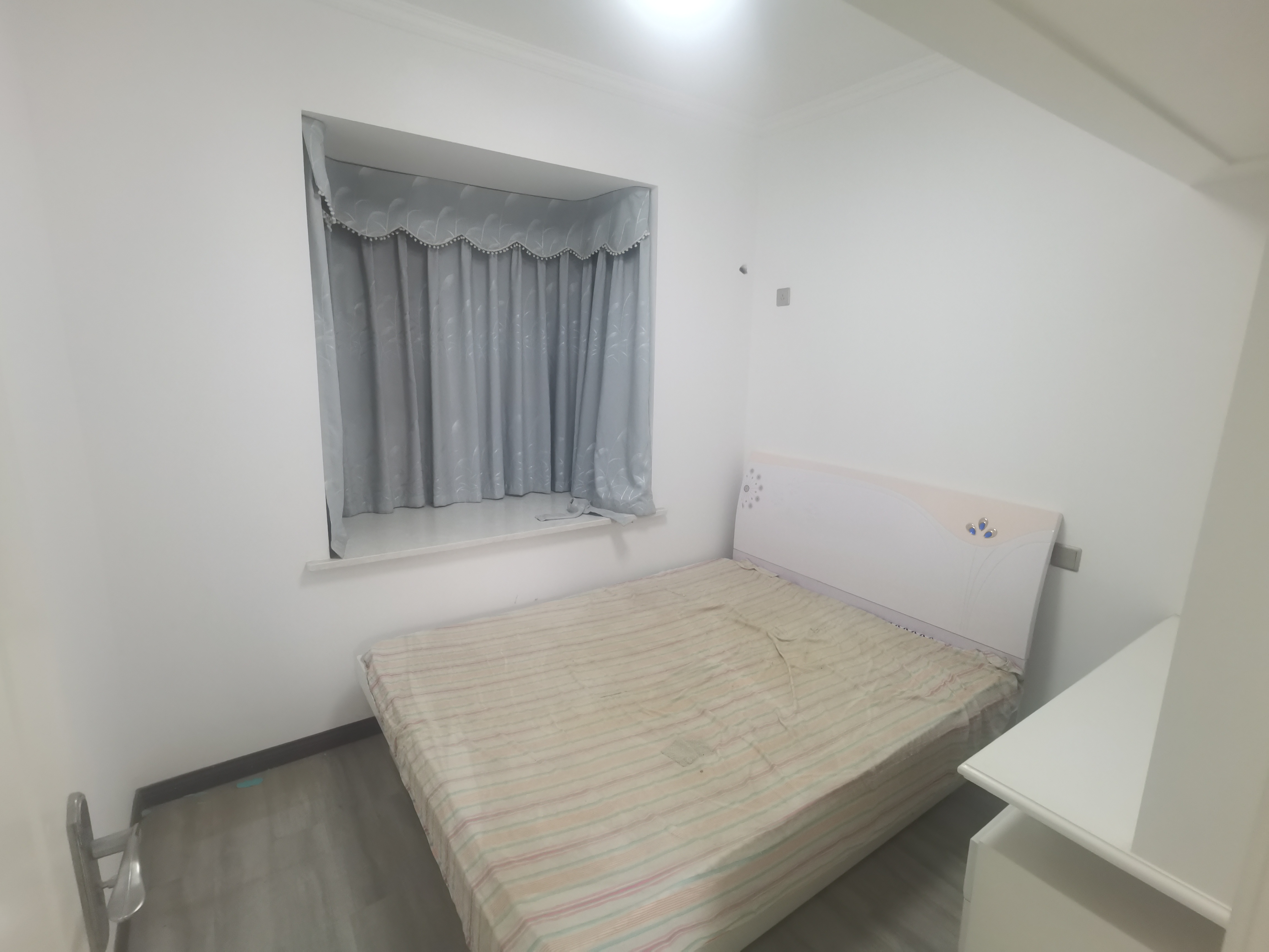 沔阳公馆精装2房业主诚心出租看房方便