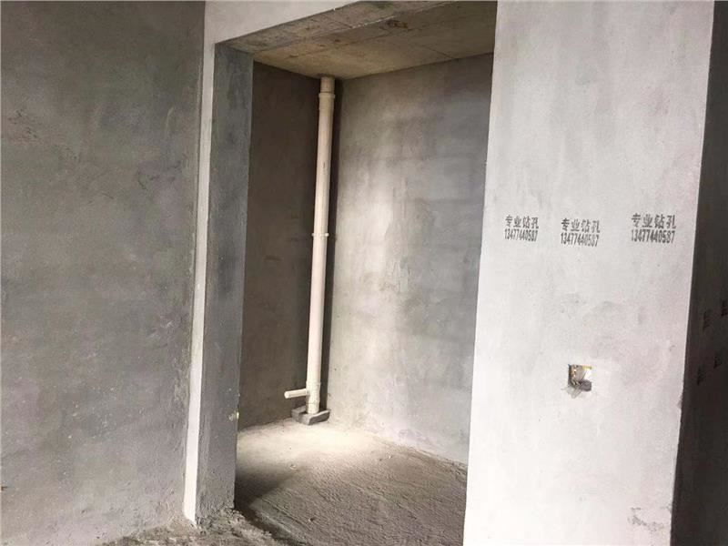 当代满庭春MOMA45万2室2厅86平单价低看房有钥匙